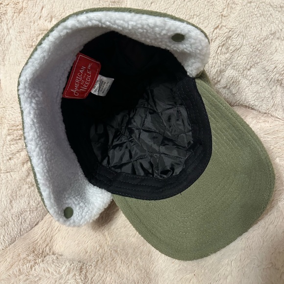 American Needle Quilted Lining Cap - Picture 4 of 6